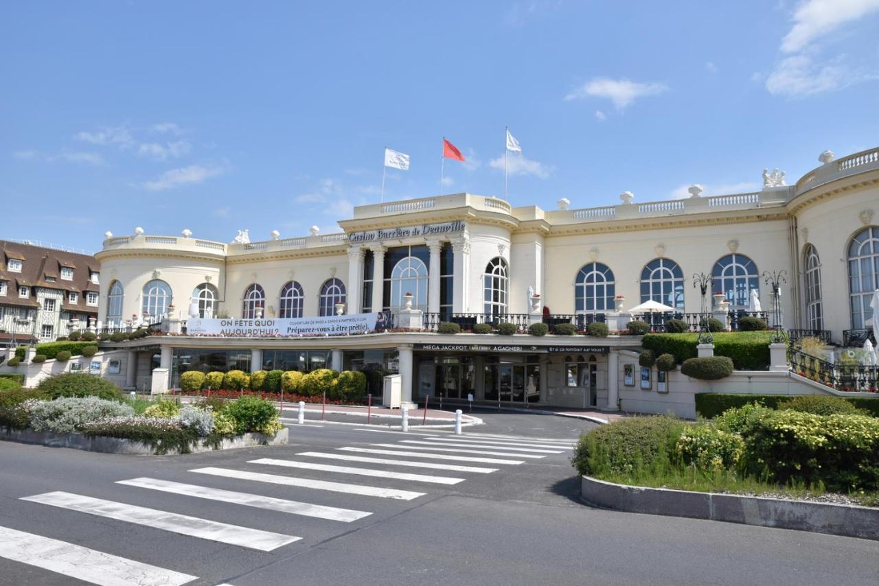 Tres Bel Appartement 8 Personnes Wifi Offert 多维尔 外观 照片